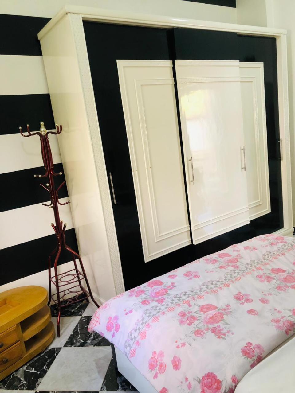 Alaa Aldin Flats Lägenhet Luxor Exteriör bild