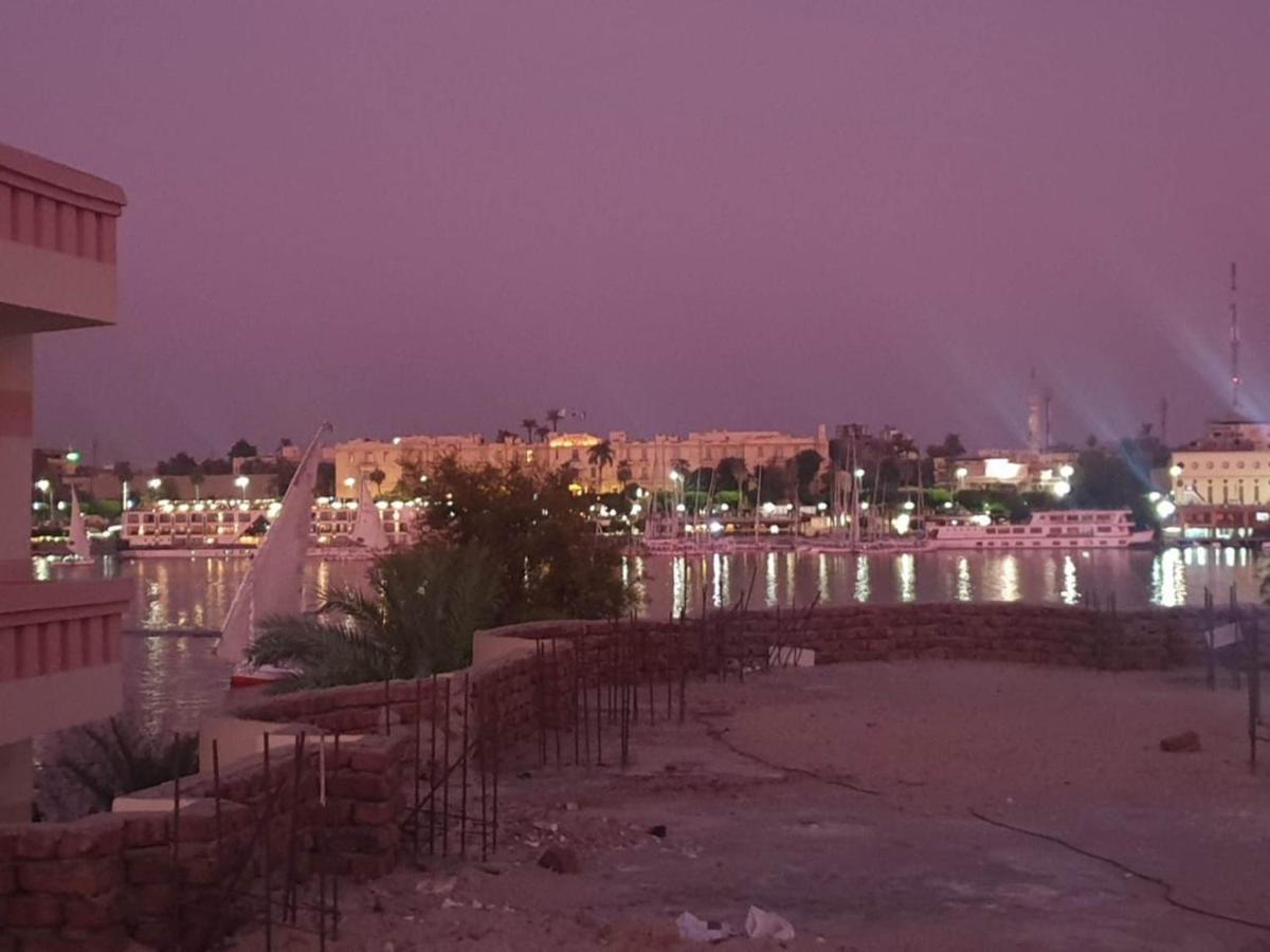 Alaa Aldin Flats Lägenhet Luxor Exteriör bild
